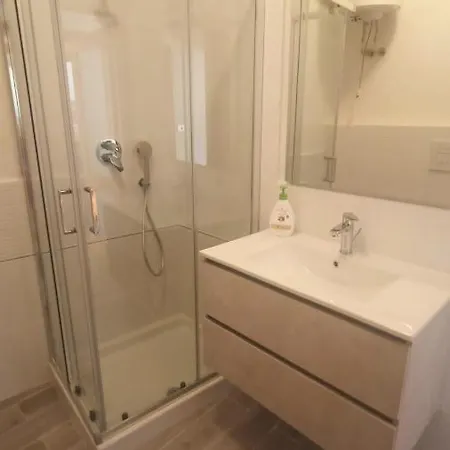 Lido Con Posto Auto * ألغيرو